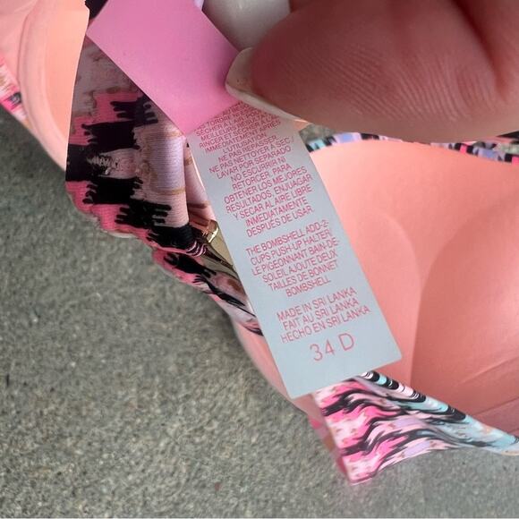 Victoria’s Secret 34D Bombshell 2 Cup Push Up Halter Bikini Top Neon Aztec - Picture 5 of 5